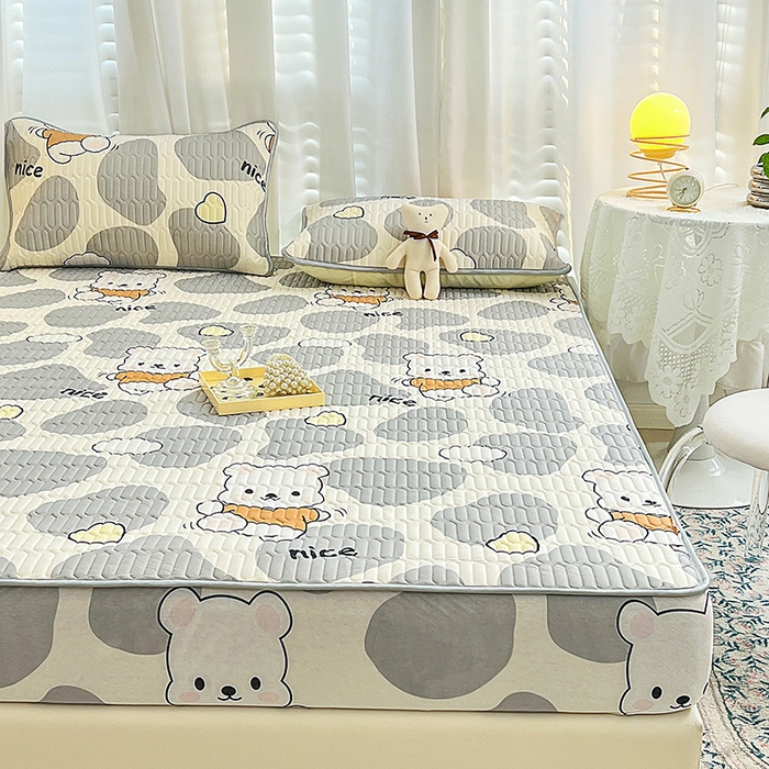 91家纺网 家纺一手货源 找家纺 民新家纺 2023新款乳胶凉席床笠款 布朗熊