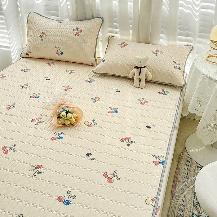 91家纺网 家纺一手货源 找家纺 民新家纺 2023新款乳胶凉席床笠款 樱桃