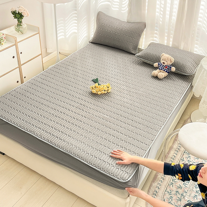 91家纺网 家纺一手货源 找家纺 民新家纺 2023新款乳胶凉席床笠款 淡雅灰