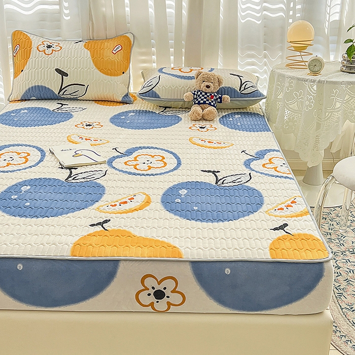 91家纺网 家纺一手货源 找家纺 民新家纺 2023新款乳胶凉席床笠款 苹果乐园