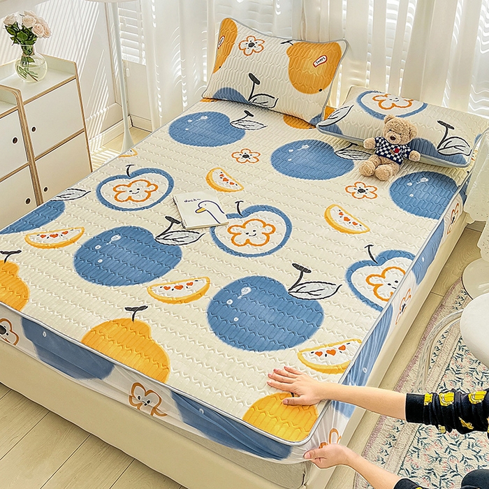 91家纺网 家纺一手货源 找家纺 民新家纺 2023新款乳胶凉席床笠款 苹果乐园