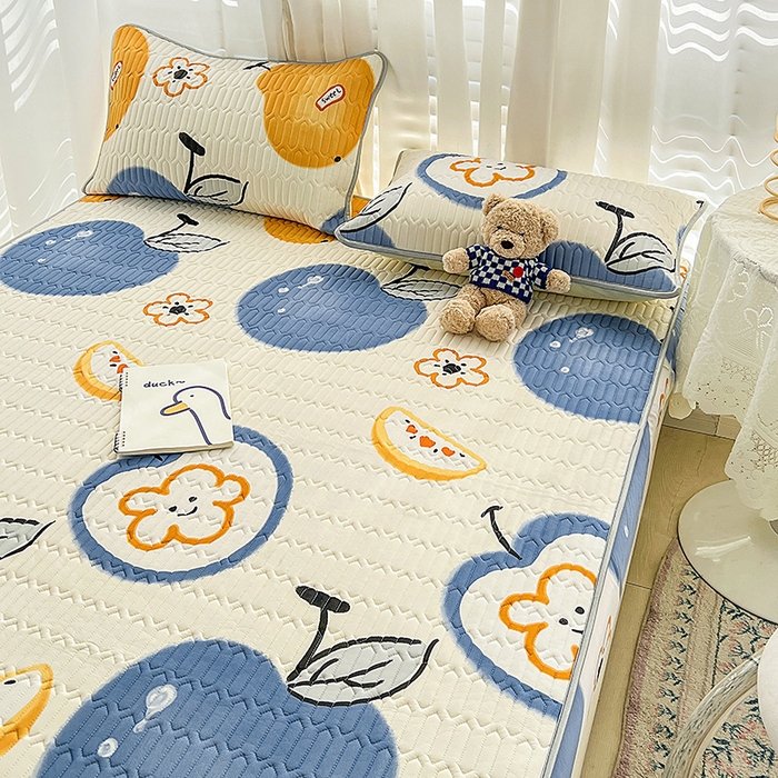 91家纺网 家纺一手货源 找家纺 民新家纺 2023新款乳胶凉席床笠款 苹果乐园