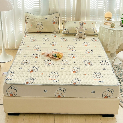 91家纺网 家纺一手货源 找家纺 民新家纺 2023新款乳胶凉席床笠款 萝卜兔