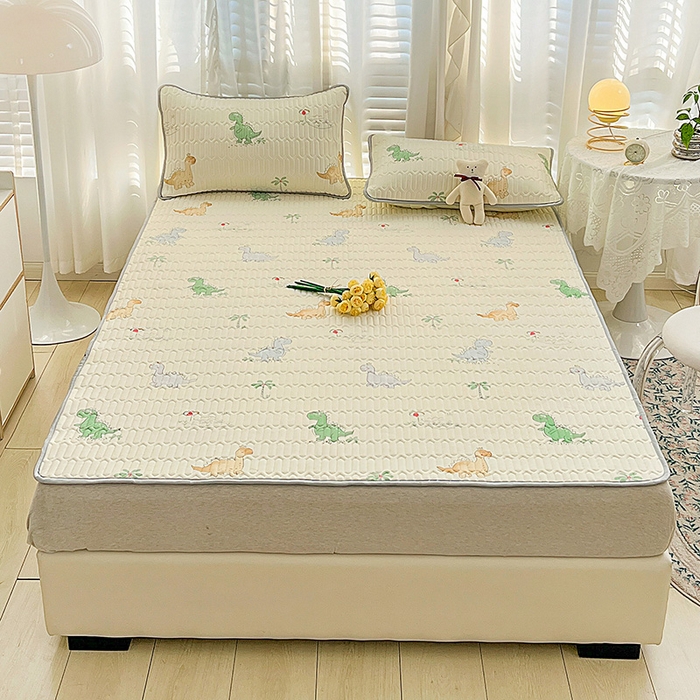 91家纺网 家纺一手货源 找家纺 民新家纺 2023新款乳胶凉席 小恐龙