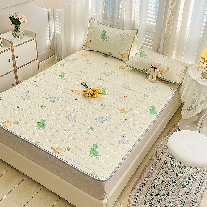 91家纺网 家纺一手货源 找家纺 民新家纺 2023新款乳胶凉席 小恐龙