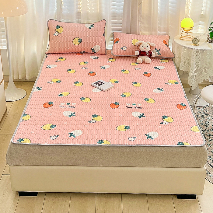 91家纺网 家纺一手货源 找家纺 民新家纺 2023新款乳胶凉席 小草莓