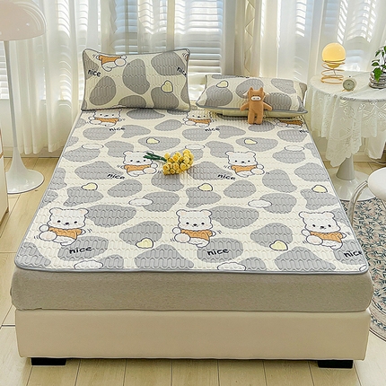 民新家纺 2023新款乳胶凉席 布朗熊