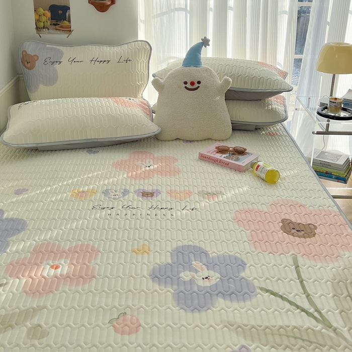 91家纺网 家纺一手货源 找家纺 慕尚家纺 2025新款乳胶大版席 笨笨熊