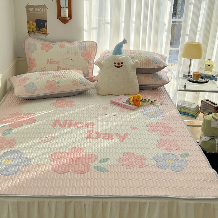 91家纺网 家纺一手货源 找家纺 慕尚家纺 2025新款乳胶大版席 花田小兔