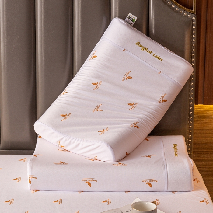 91家纺网 家纺一手货源 找家纺 泰国曼谷乳胶枕枫叶针织狼牙曲线按摩儿童A品乳胶枕裸芯批发