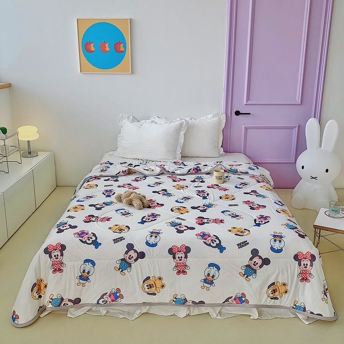 91家纺网 家纺一手货源 找家纺 星期八 2023新款迪士尼针织棉夏被 萌趣