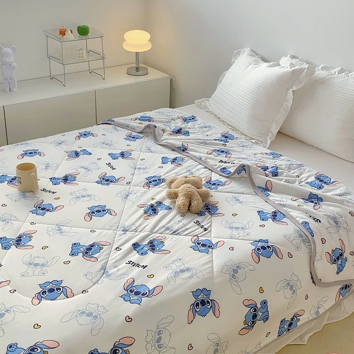 91家纺网 家纺一手货源 找家纺 星期八 2023新款迪士尼针织棉夏被 史迪仔