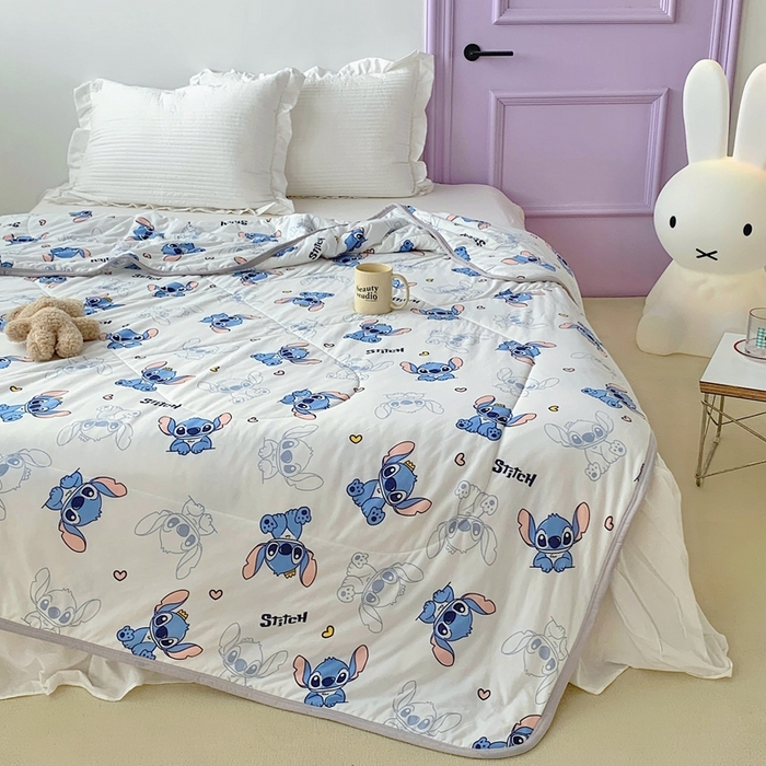 91家纺网 家纺一手货源 找家纺 星期八 2023新款迪士尼针织棉夏被 史迪仔