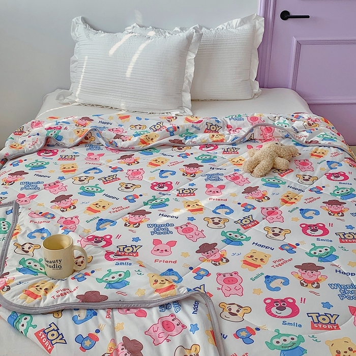 91家纺网 家纺一手货源 找家纺 星期八 2023新款迪士尼针织棉夏被 总动员