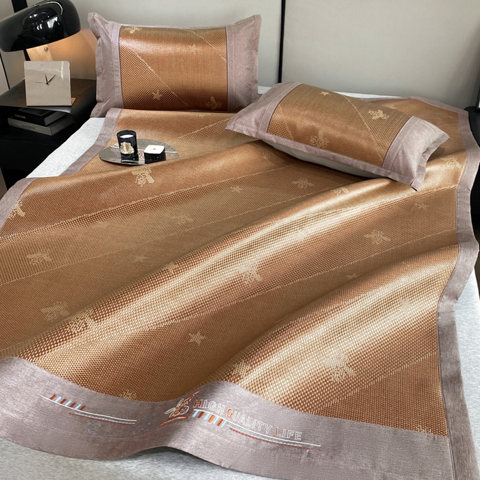 91家纺网 家纺一手货源 找家纺 伊被源 2023新款凉感冰藤席-沁雅、字母、蝶恋花 沁雅-咖