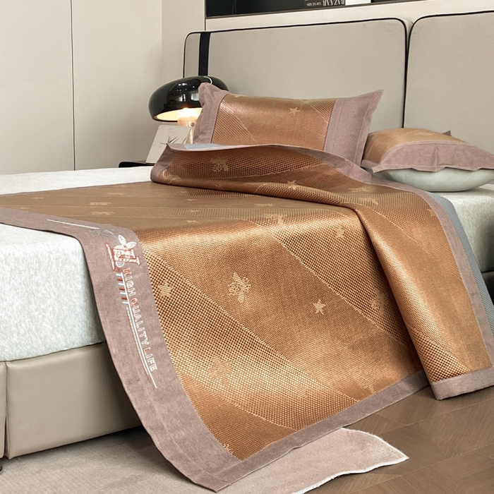 91家纺网 家纺一手货源 找家纺 伊被源 2023新款凉感冰藤席-沁雅、字母、蝶恋花 沁雅-咖