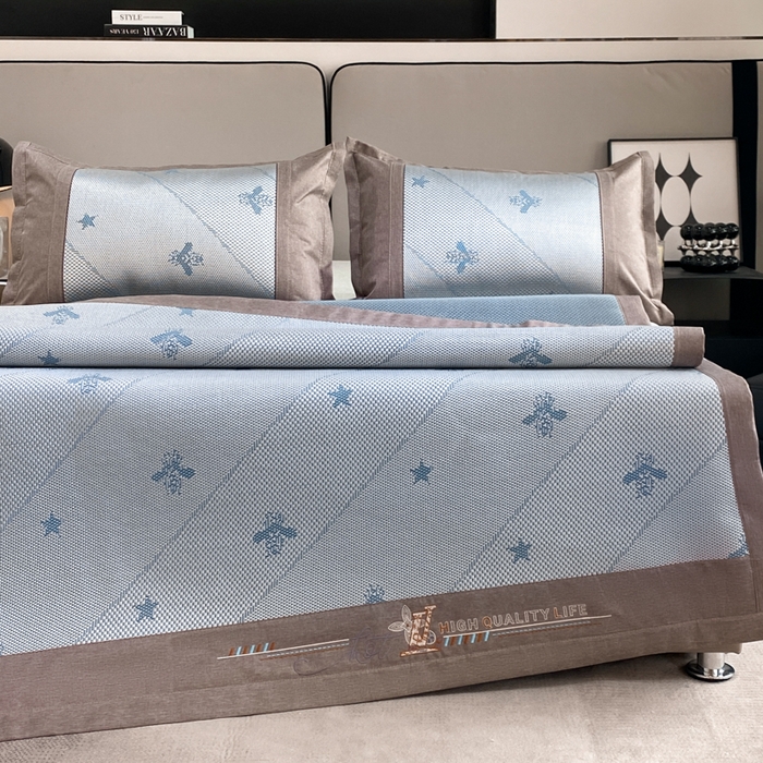 91家纺网 家纺一手货源 找家纺 伊被源 2023新款凉感冰藤席-沁雅、字母、蝶恋花 沁雅-灰蓝
