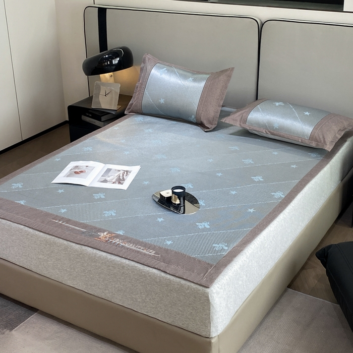 91家纺网 家纺一手货源 找家纺 伊被源 2023新款凉感冰藤席-沁雅、字母、蝶恋花 沁雅-绿