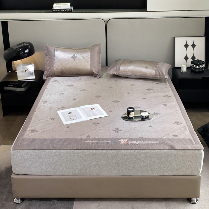 91家纺网 家纺一手货源 找家纺 伊被源 2023新款凉感冰藤席-沁雅、字母、蝶恋花 沁雅-香槟