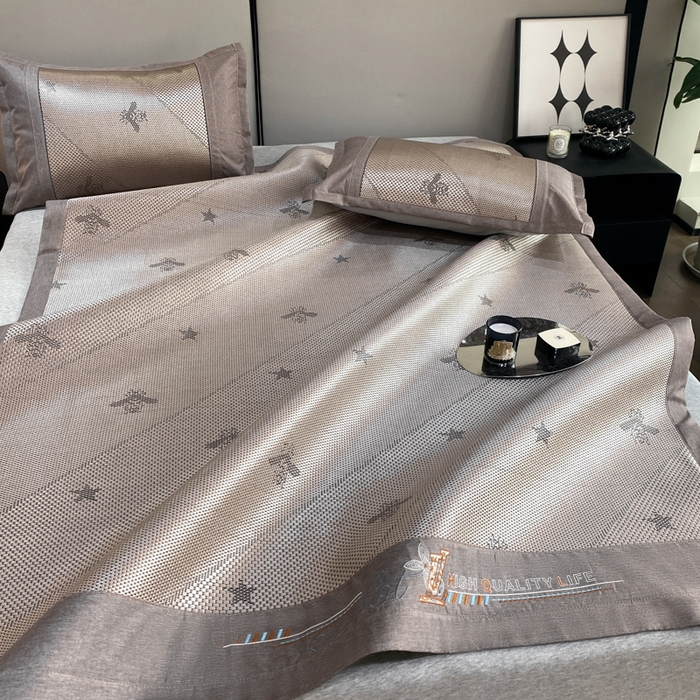 91家纺网 家纺一手货源 找家纺 伊被源 2023新款凉感冰藤席-沁雅、字母、蝶恋花 沁雅-香槟