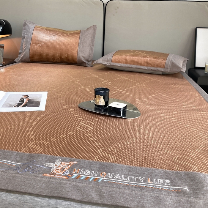 91家纺网 家纺一手货源 找家纺 伊被源 2023新款凉感冰藤席-沁雅、字母、蝶恋花 字母-咖