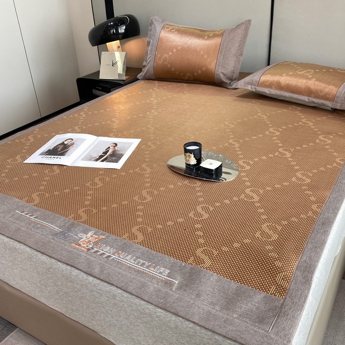 91家纺网 家纺一手货源 找家纺 伊被源 2023新款凉感冰藤席-沁雅、字母、蝶恋花 字母-咖