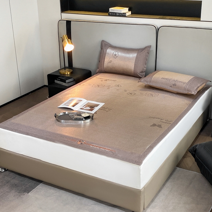 91家纺网 家纺一手货源 找家纺 伊被源 2023新款凉感冰藤席-沁雅、字母、蝶恋花 蝶恋花-香槟