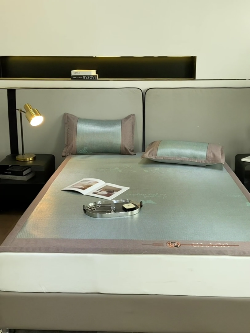 91家纺网 家纺一手货源 找家纺 伊被源 2023新款凉感冰藤席-沁雅、字母、蝶恋花 蝶恋花-绿