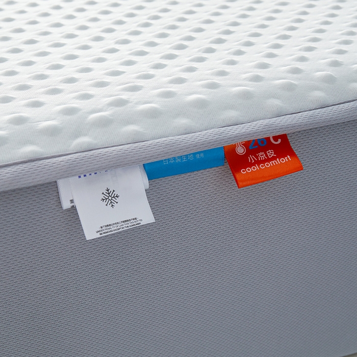 91家纺网 家纺一手货源 找家纺 伊被源 2023新款凉感丝豆豆席绑带款床笠款凉席三件套-冰兔兔 冰兔兔-云朵白（床笠款）