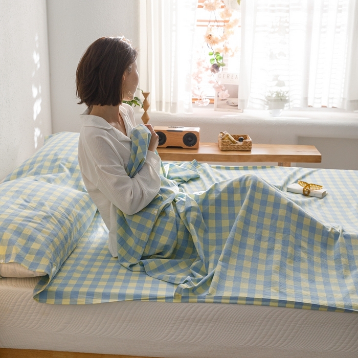 91家纺网 家纺一手货源 找家纺  西西家居2023新款日系色织水洗棉睡袋 蓝黄格