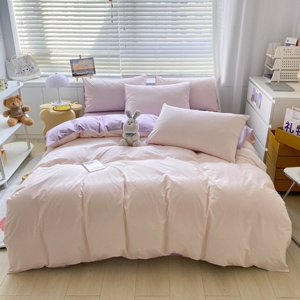 91家纺网 家纺一手货源 找家纺 盼季家纺 2023新款纯色双拼简约水洗棉四件套 奶粉+泡泡紫