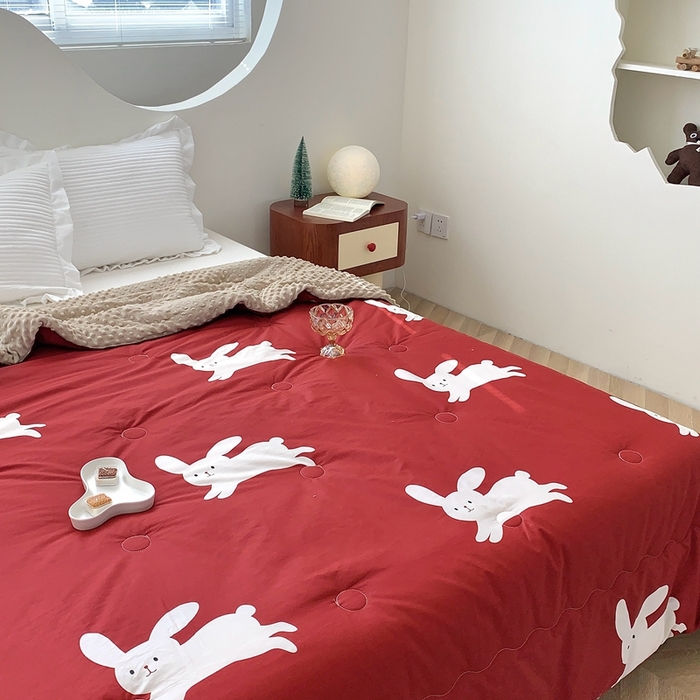 91家纺网 家纺一手货源 找家纺 星期八 2023新款全棉豆豆春秋被夏被 小红兔