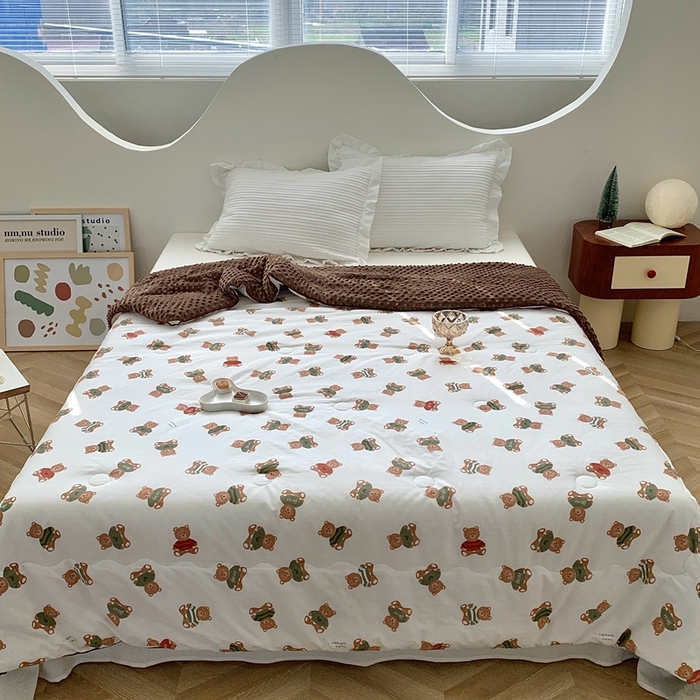 91家纺网 家纺一手货源 找家纺 星期八 2023新款全棉豆豆春秋被夏被 小熊