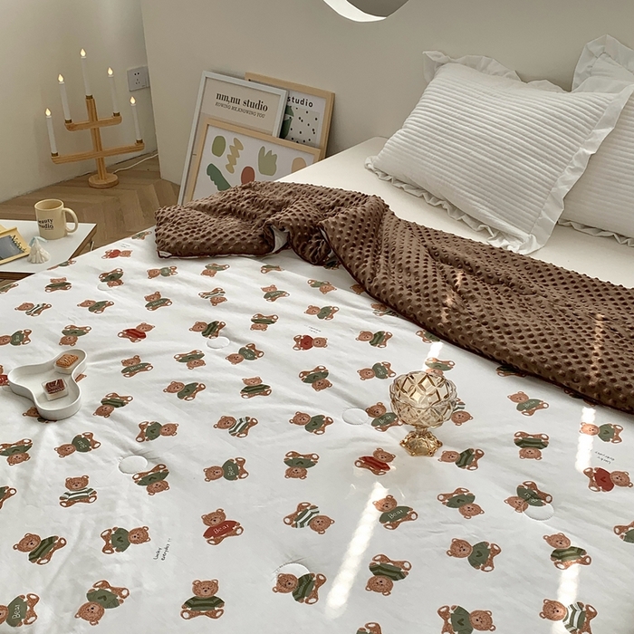 91家纺网 家纺一手货源 找家纺 星期八 2023新款全棉豆豆春秋被夏被 小熊