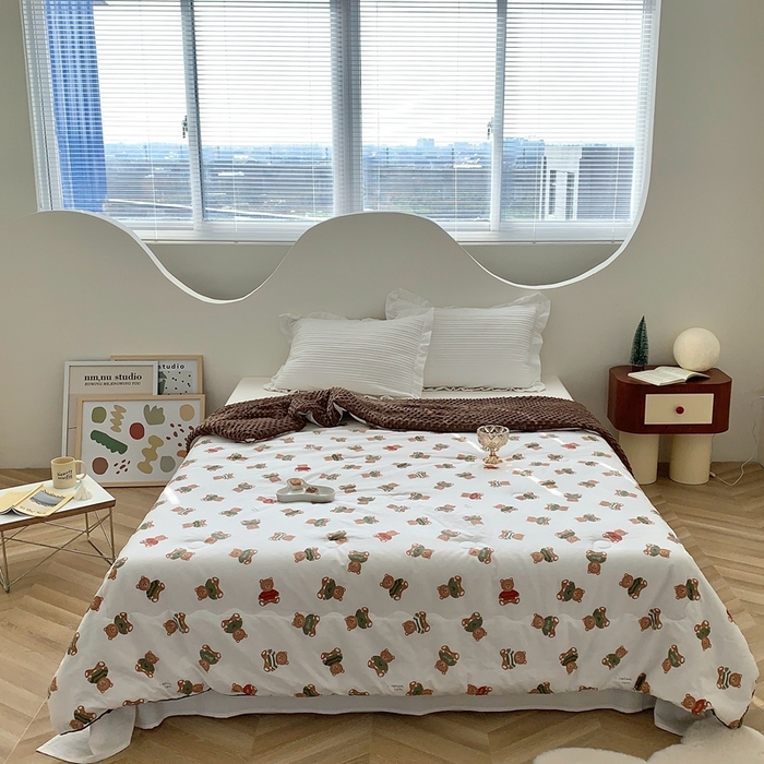 91家纺网 家纺一手货源 找家纺 星期八 2023新款全棉豆豆春秋被夏被 小熊