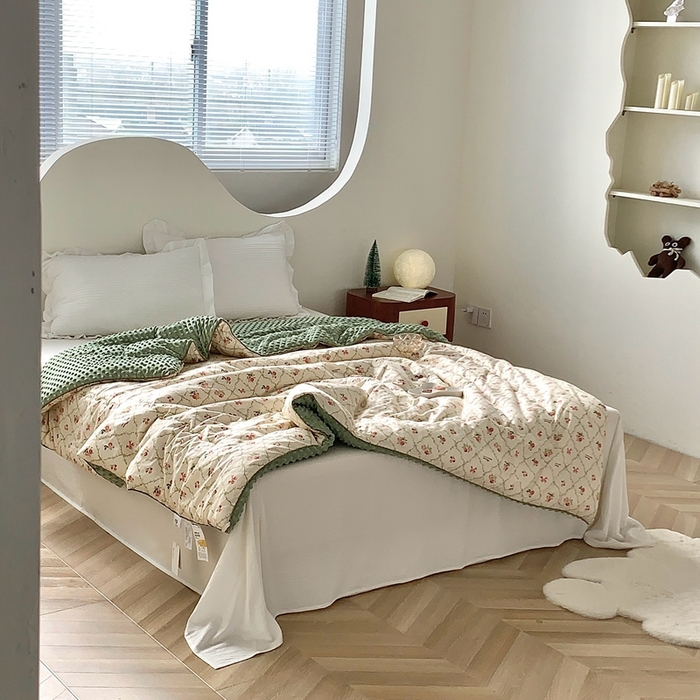 91家纺网 家纺一手货源 找家纺 星期八 2023新款全棉豆豆春秋被夏被 香兰