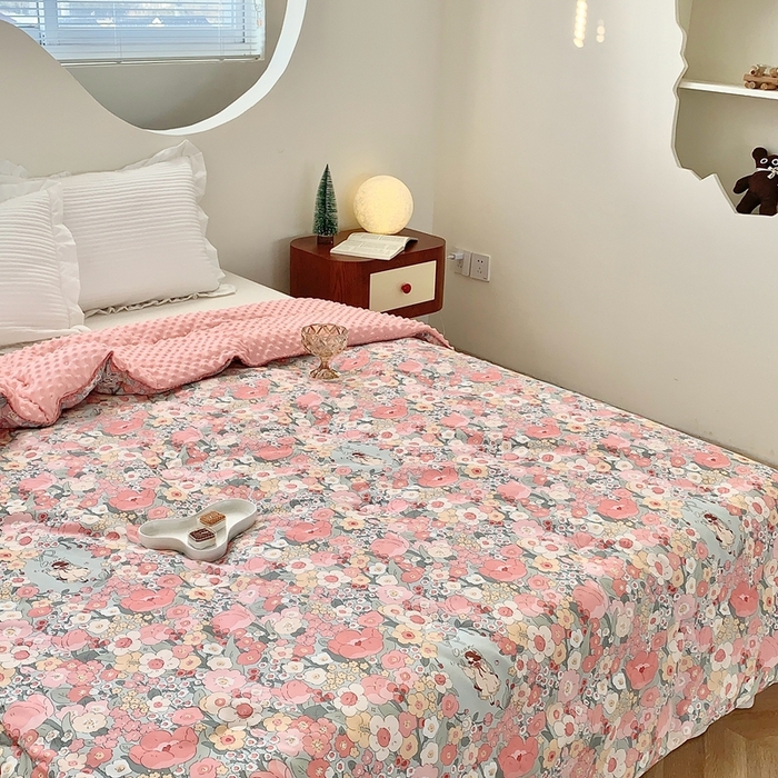 91家纺网 家纺一手货源 找家纺 星期八 2023新款全棉豆豆春秋被夏被 梦境