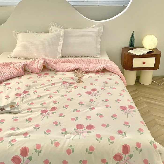 91家纺网 家纺一手货源 找家纺 星期八 2023新款全棉豆豆春秋被夏被 郁金香