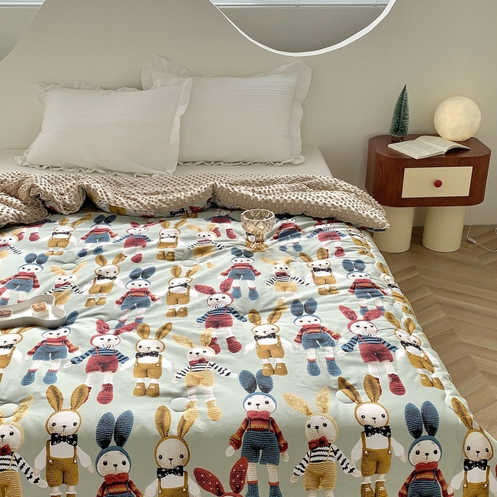 91家纺网 家纺一手货源 找家纺 星期八 2023新款全棉豆豆春秋被夏被 毛线兔