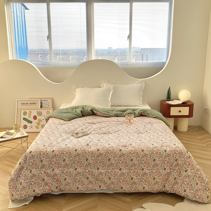 91家纺网 家纺一手货源 找家纺 星期八 2023新款全棉豆豆春秋被夏被 樱草