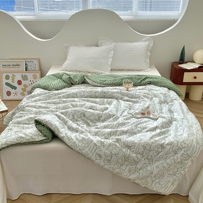 91家纺网 家纺一手货源 找家纺 星期八 2023新款全棉豆豆春秋被夏被 绿玫瑰