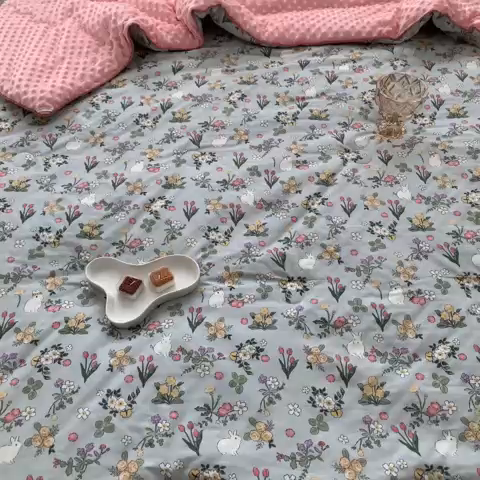 91家纺网 家纺一手货源 找家纺 星期八 2023新款全棉豆豆春秋被夏被 绿茵