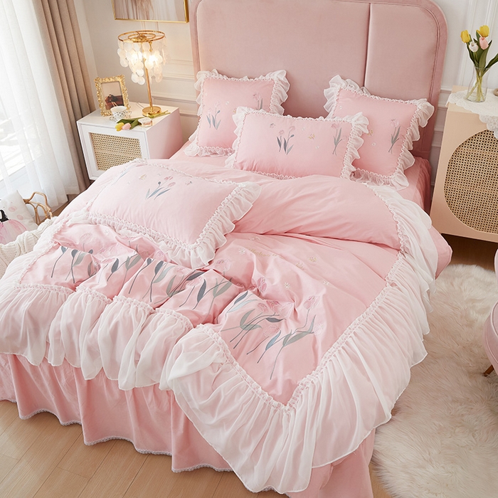 91家纺网 家纺一手货源 找家纺 亲亲公主2025新款全棉韩版绣花韩版公主风蕾丝四件套-郁金香粉色