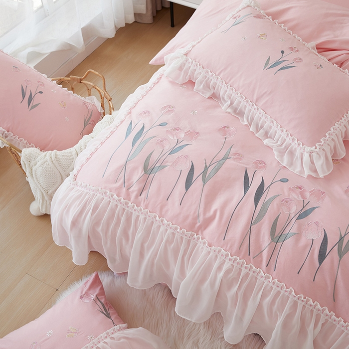 91家纺网 家纺一手货源 找家纺 亲亲公主2025新款全棉韩版绣花韩版公主风蕾丝四件套-郁金香粉色