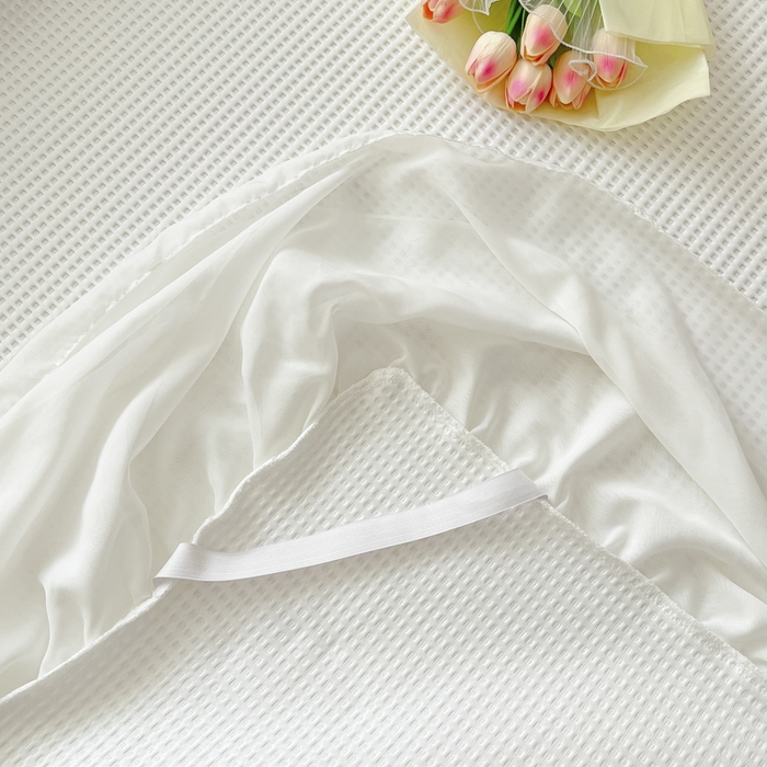 91家纺网 家纺一手货源 找家纺 同田 2023新款凉豆豆床裙款凉席冰丝凉感豆豆席 象牙白