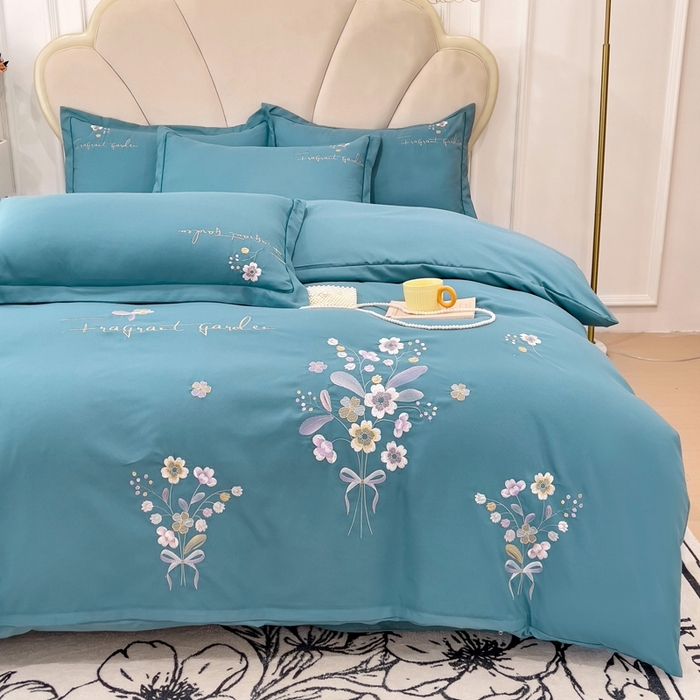 91家纺网 家纺一手货源 找家纺 金米诺 2024新款水洗磨毛刺绣四件套 幸运花-湖蓝