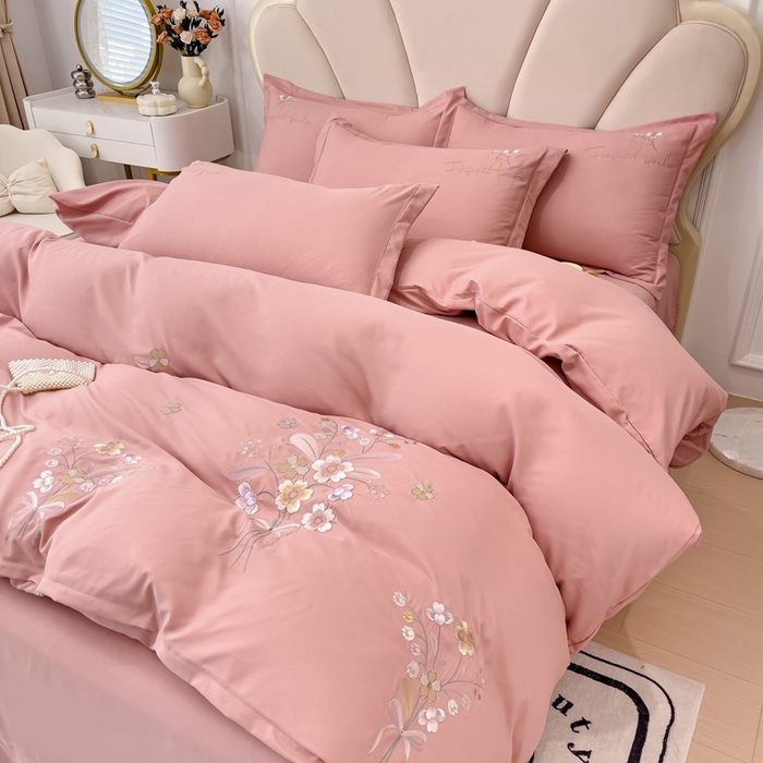 91家纺网 家纺一手货源 找家纺 金米诺 2024新款水洗磨毛刺绣四件套 幸运花-浅豆沙