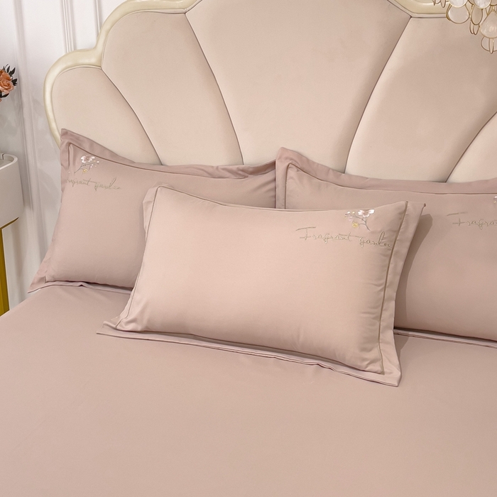 91家纺网 家纺一手货源 找家纺 金米诺 2024新款水洗磨毛刺绣四件套 幸运花-浅卡其