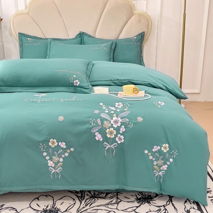 91家纺网 家纺一手货源 找家纺 金米诺 2024新款水洗磨毛刺绣四件套 幸运花-清新绿