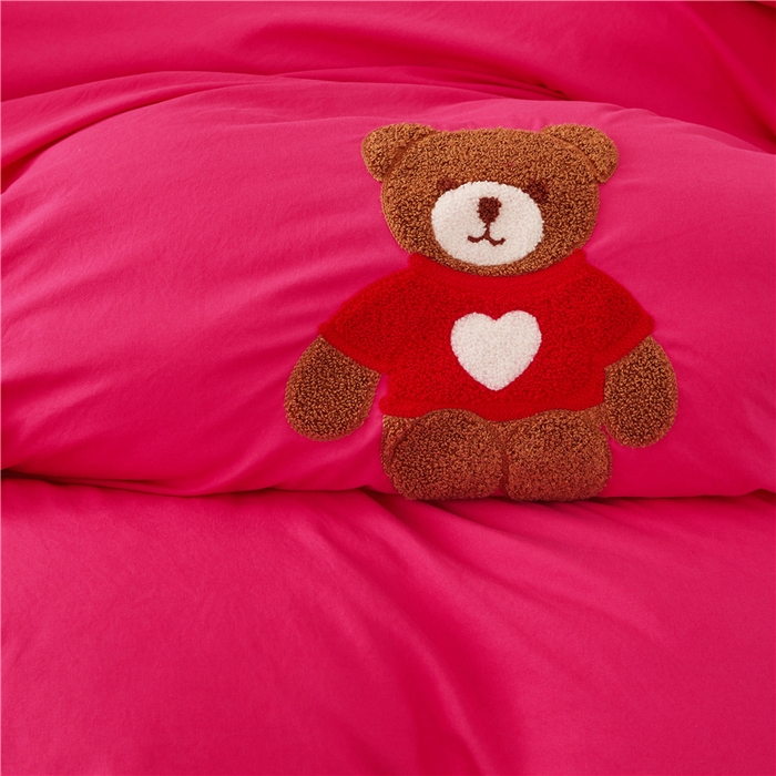 91家纺网 家纺一手货源 找家纺 屹成家纺 2024年水洗棉毛巾绣款床裙四件套 玫红